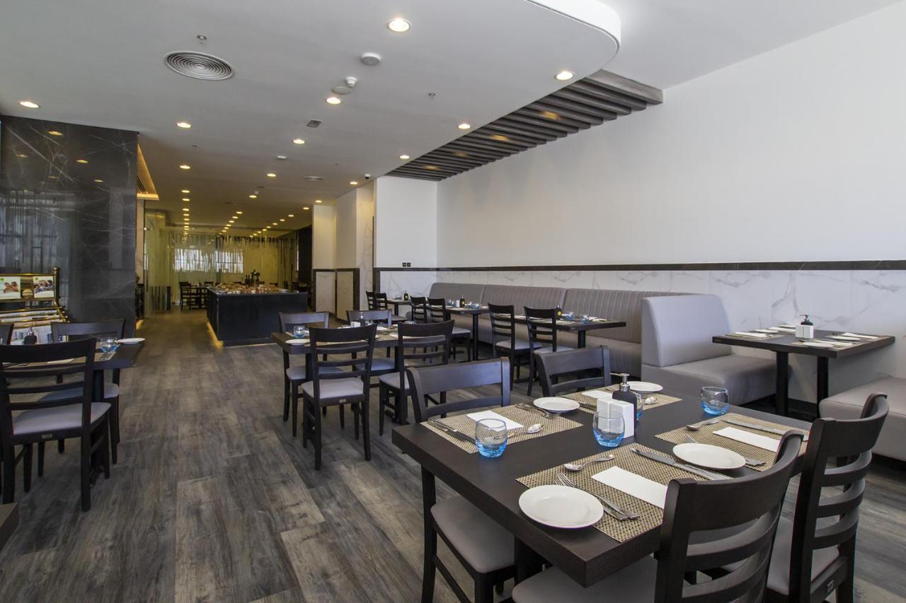 Time Onyx Hotel Apartments Dubai Exterior foto